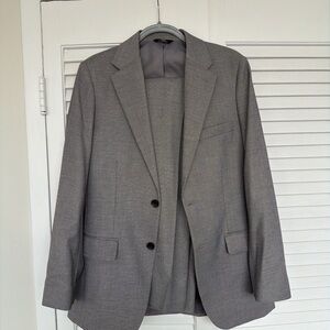 Men's Gray Suit Set